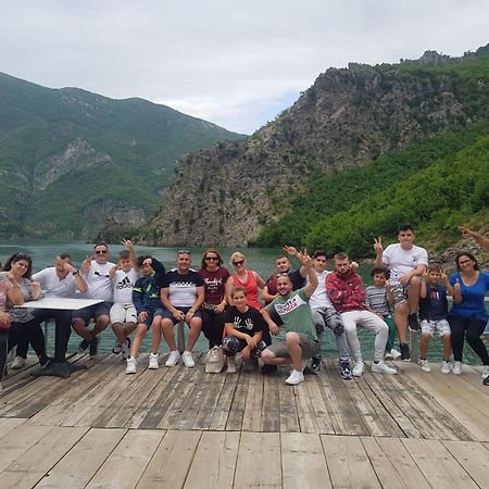 Rozafa Ferry & Accommodation Koman Dış mekan fotoğraf